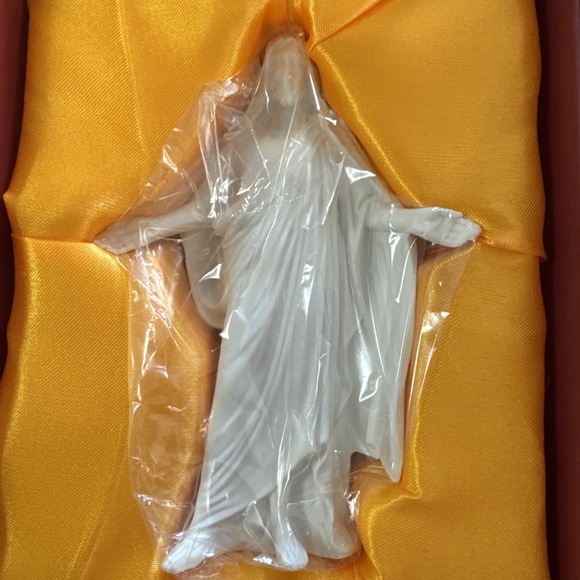 Cornerments Heavenly Guardian Jesus Christ Corner Wall Figurine White Psalm 121 - Picture 3 of 8